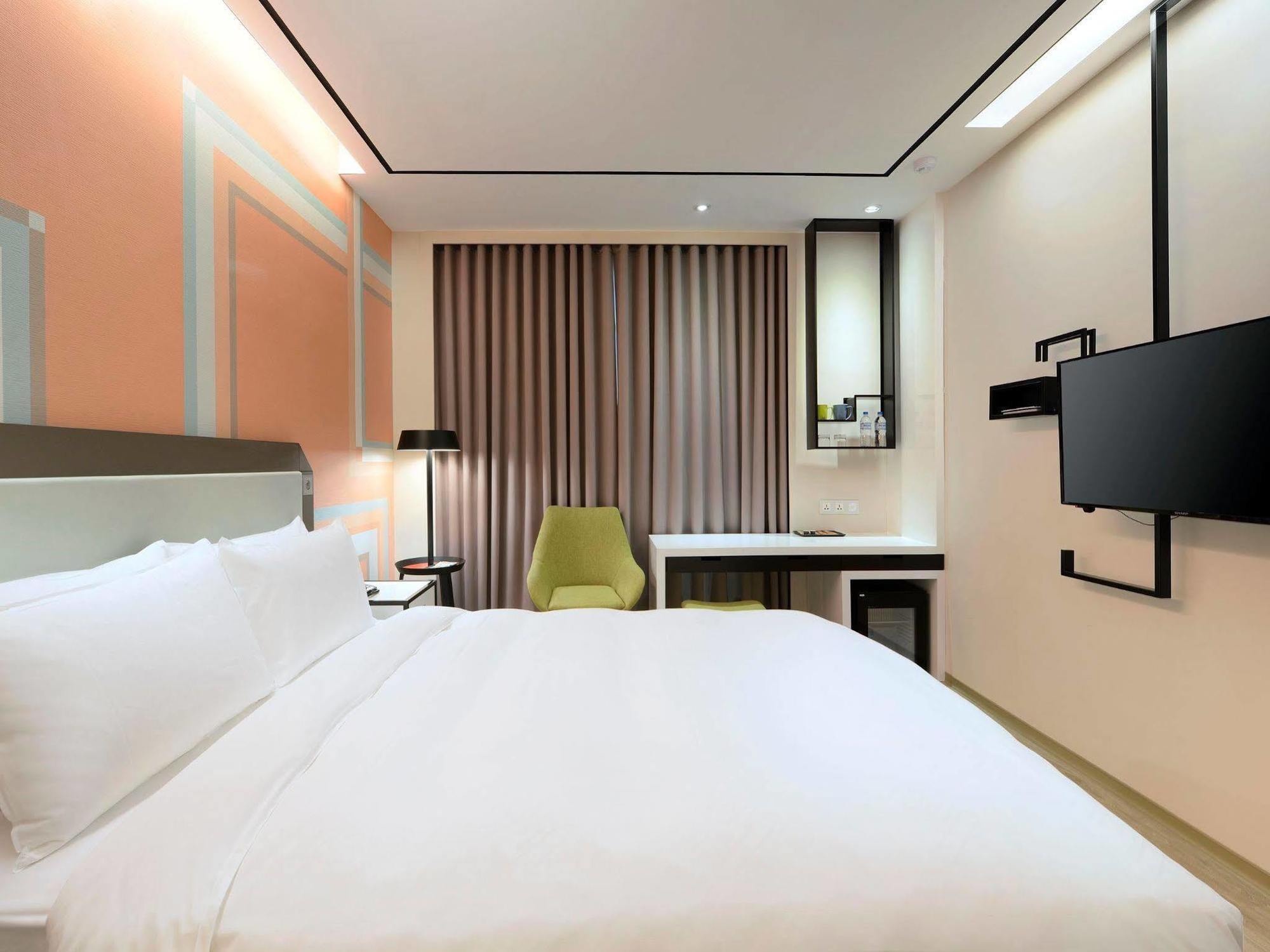 Uinn Business Hotel-Shihlin Тайбэй Экстерьер фото