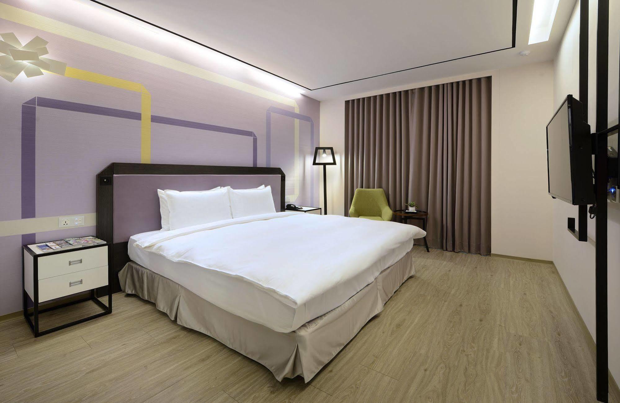Uinn Business Hotel-Shihlin Тайбэй Экстерьер фото
